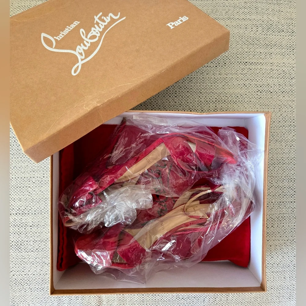 NWB CHRISTIAN LOUBOUTIN Red Exotic Leather/Suede Stiletto Heels 4"/10cm Size:40 - Picture 15 of 15